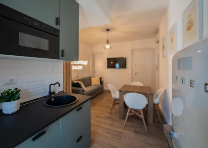 Vintage Cipro Appartement
